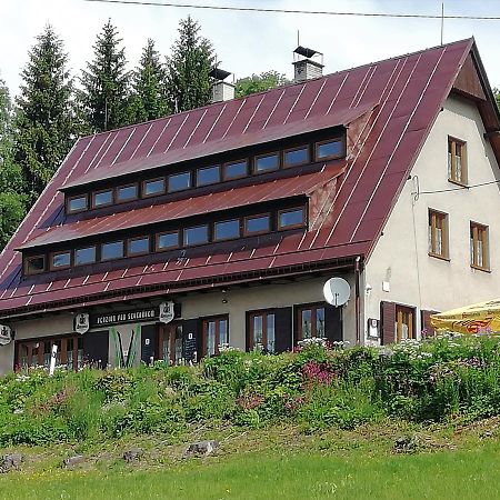 Penzion Pod Severakem Lučany nad Nisou Exterior foto
