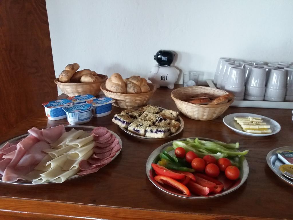 Penzion Pod Severakem Lučany nad Nisou Exterior foto